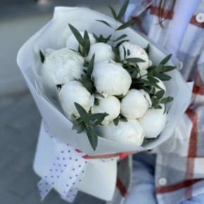 Букет пионов Белый